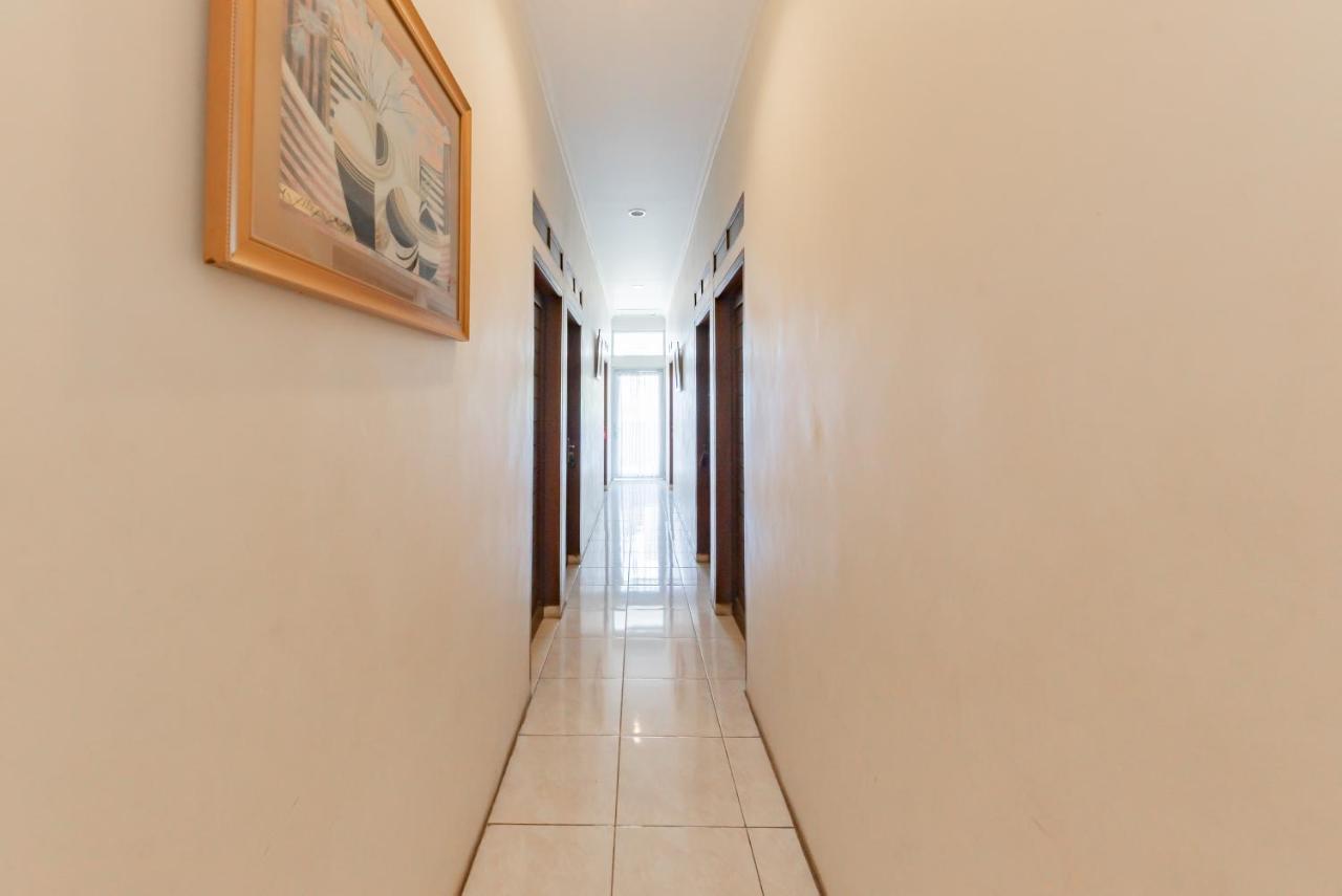 Hotel Reddoorz Syariah At Sudirman Street Garut Extérieur photo