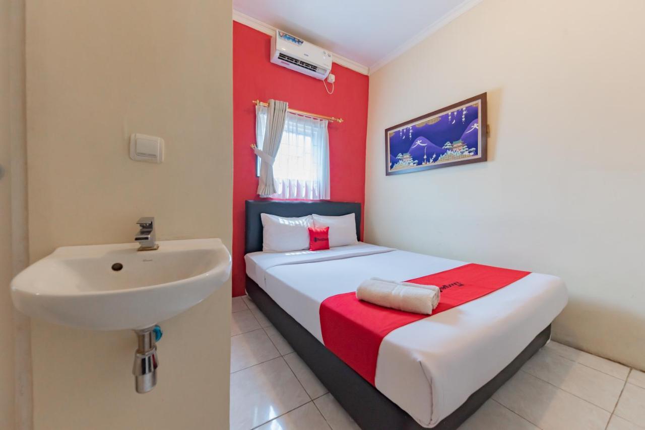 Hotel Reddoorz Syariah At Sudirman Street Garut Extérieur photo