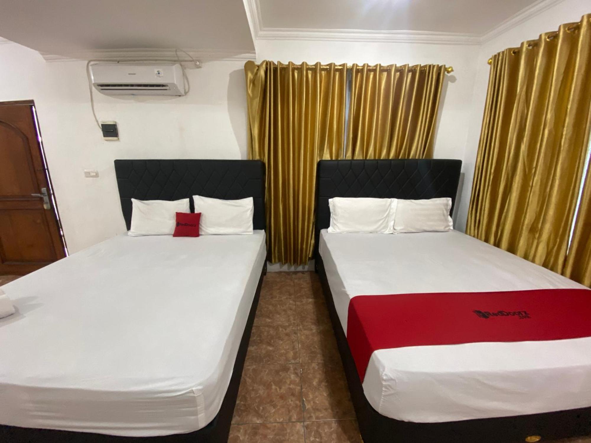 Hotel Reddoorz Syariah At Sudirman Street Garut Extérieur photo