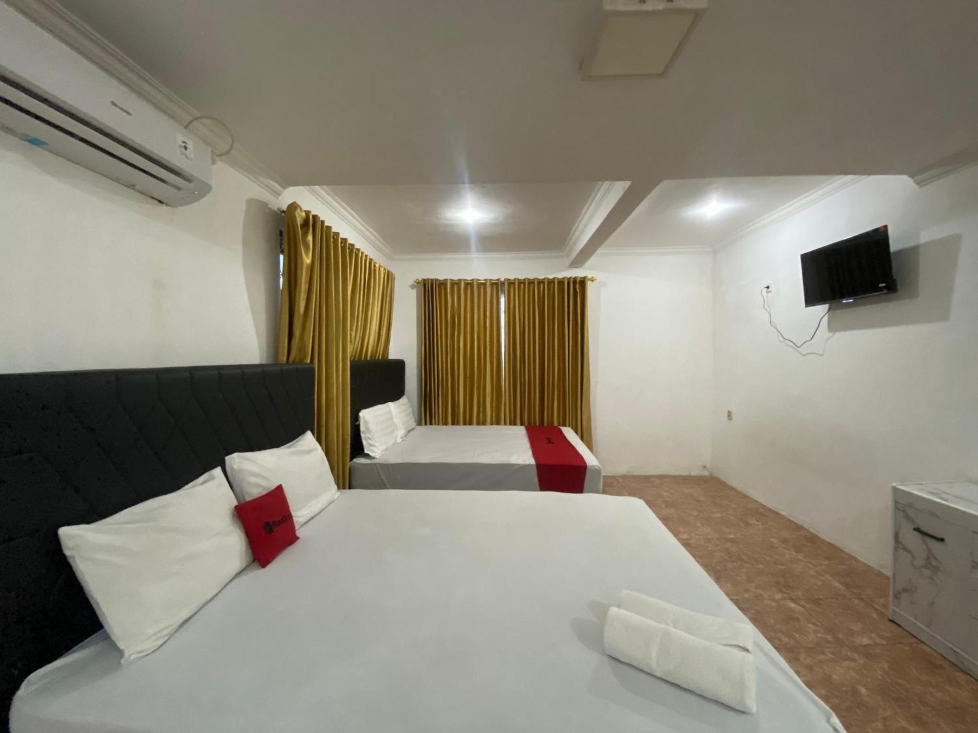 Hotel Reddoorz Syariah At Sudirman Street Garut Extérieur photo